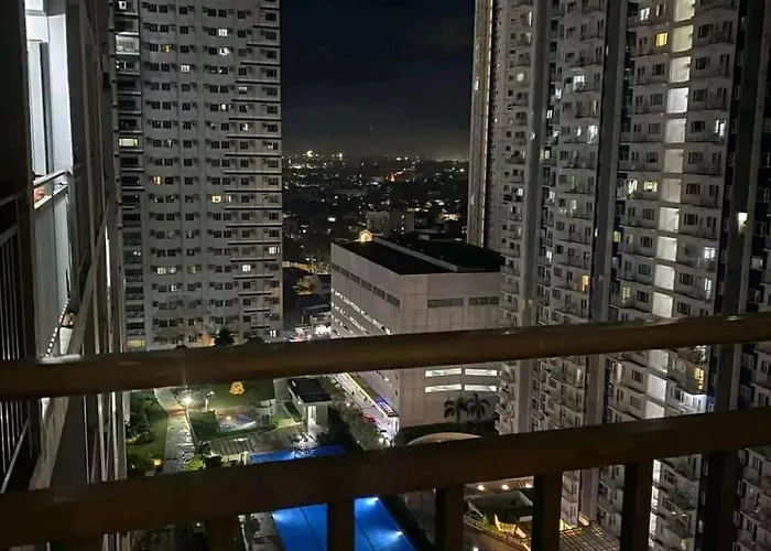 The Majestic Staycation Homestay *